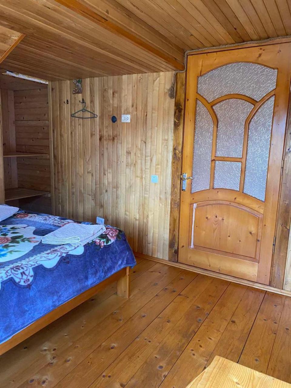 Domashnya Oselya Lägenhet Verchovyna Exteriör bild